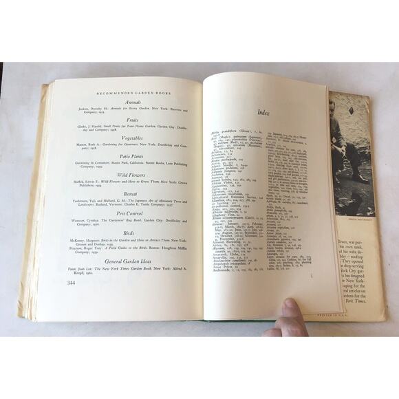 Vintage 1964 City Gardener 1st Ed HC Book Rooftop Terrace Balcony DJ Illus Truex - Picture 13 of 16